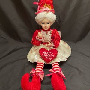 Cynthia Rowley posable Valentine Elf